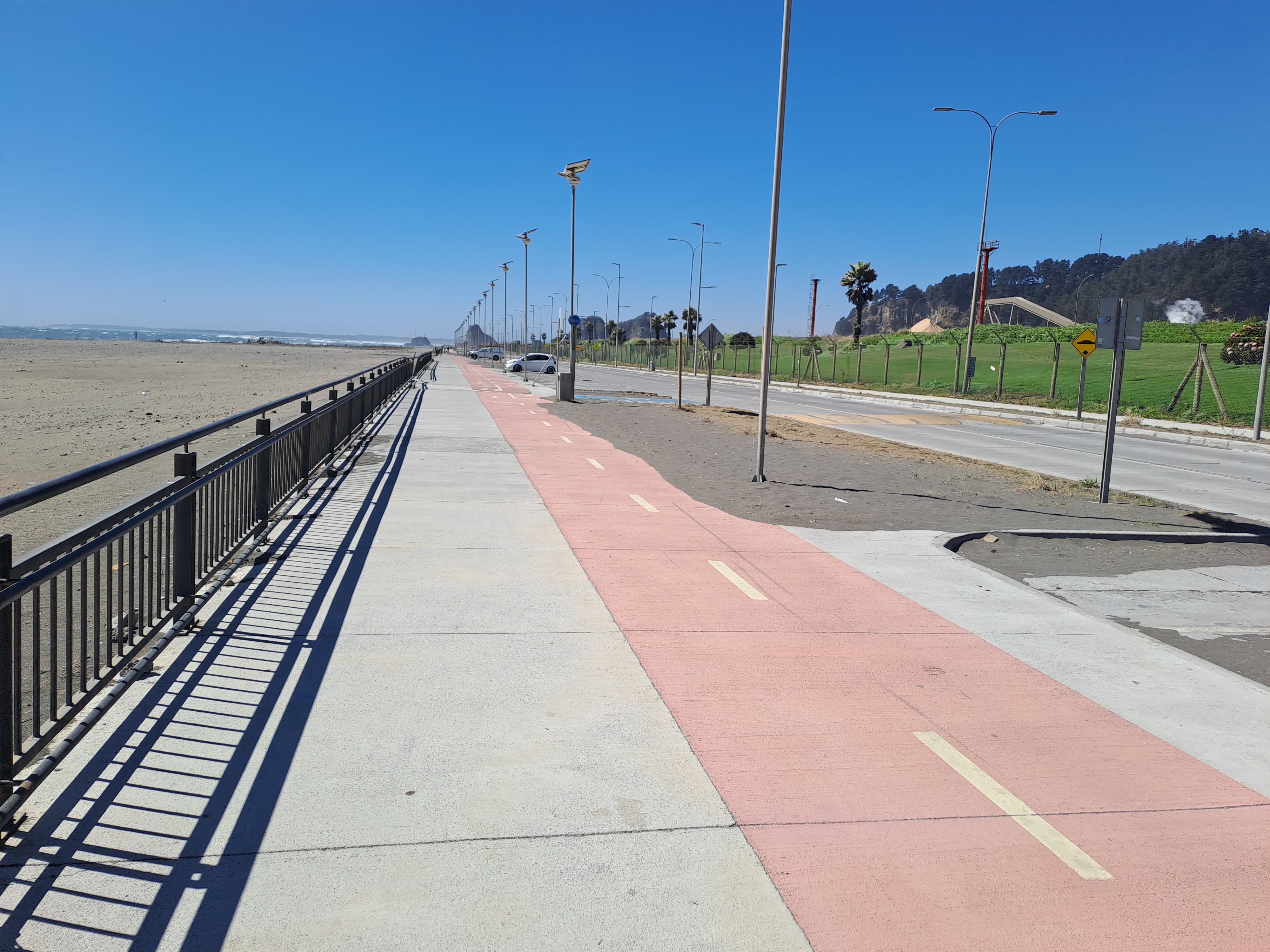 Fotografía del sendero con ciclovía